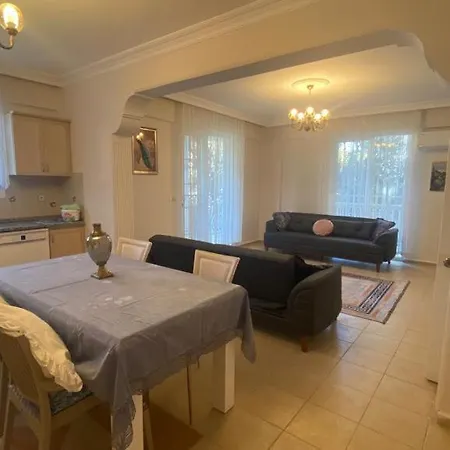 Apartament Erguen 37-2 *